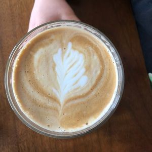 Meet your Posher, Candace